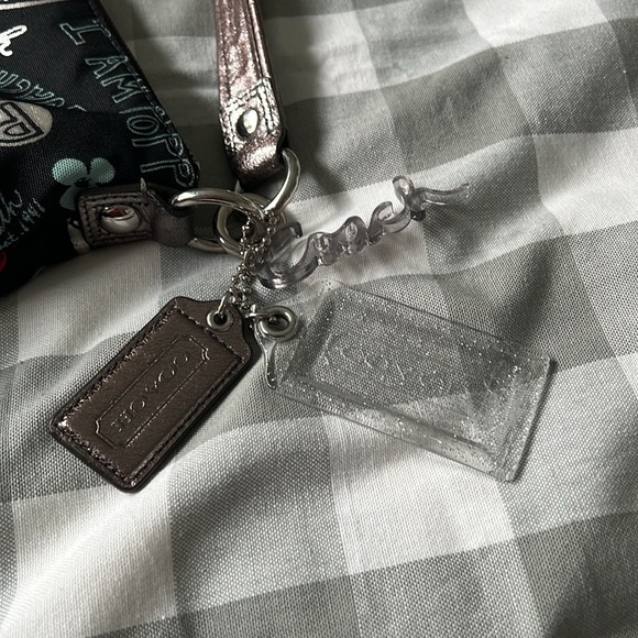 Coach Poppy Shoulder Bag - Picture 7 of 7